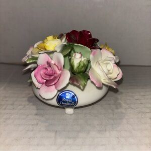 Vintage Royal Doulton Floral Bouquet Porcelain Footed Planter England